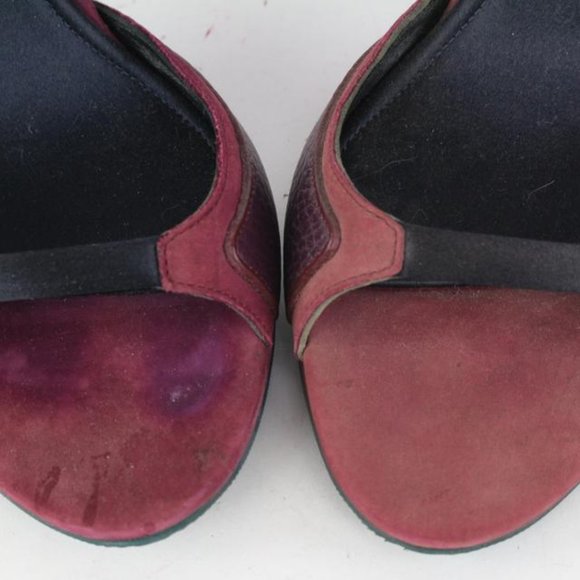 Burberry Bordeaux Berry Larkspur Platform 220bur71